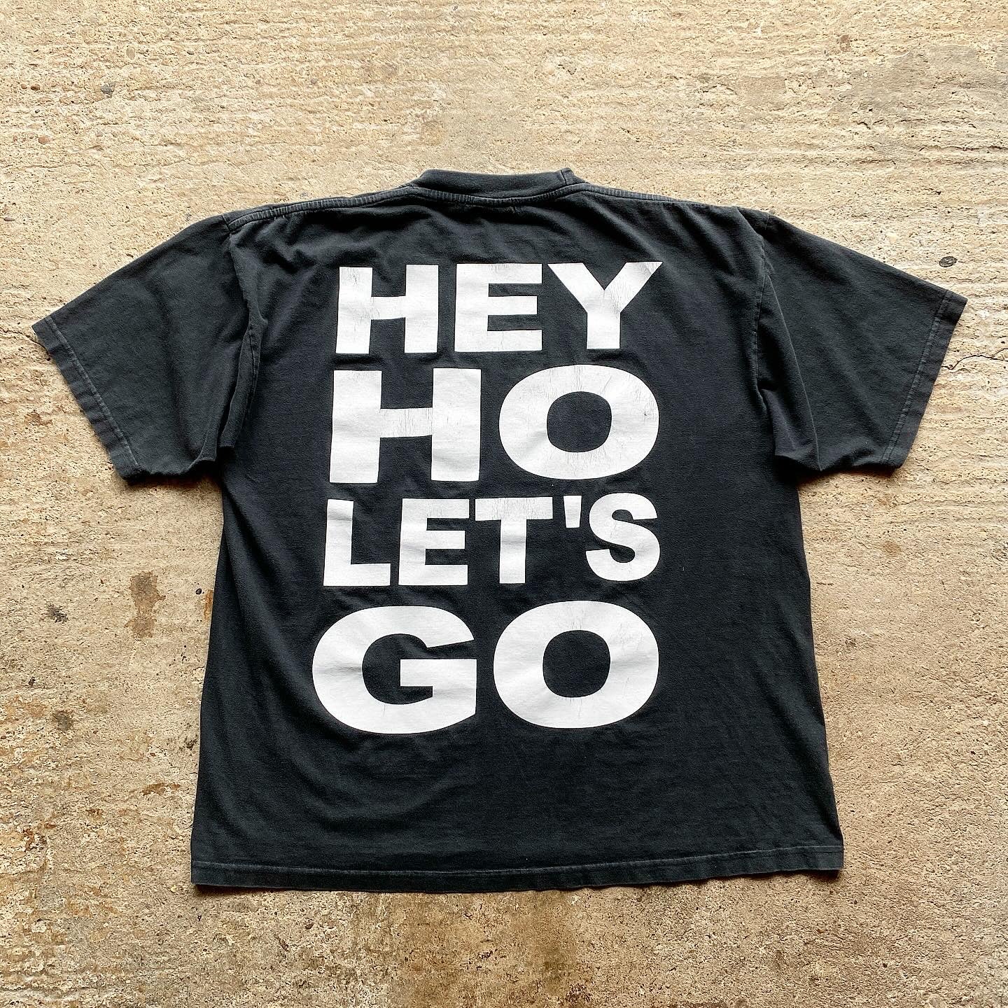 Ramones - 'Hey Ho Lets Go' - 90's - XXL