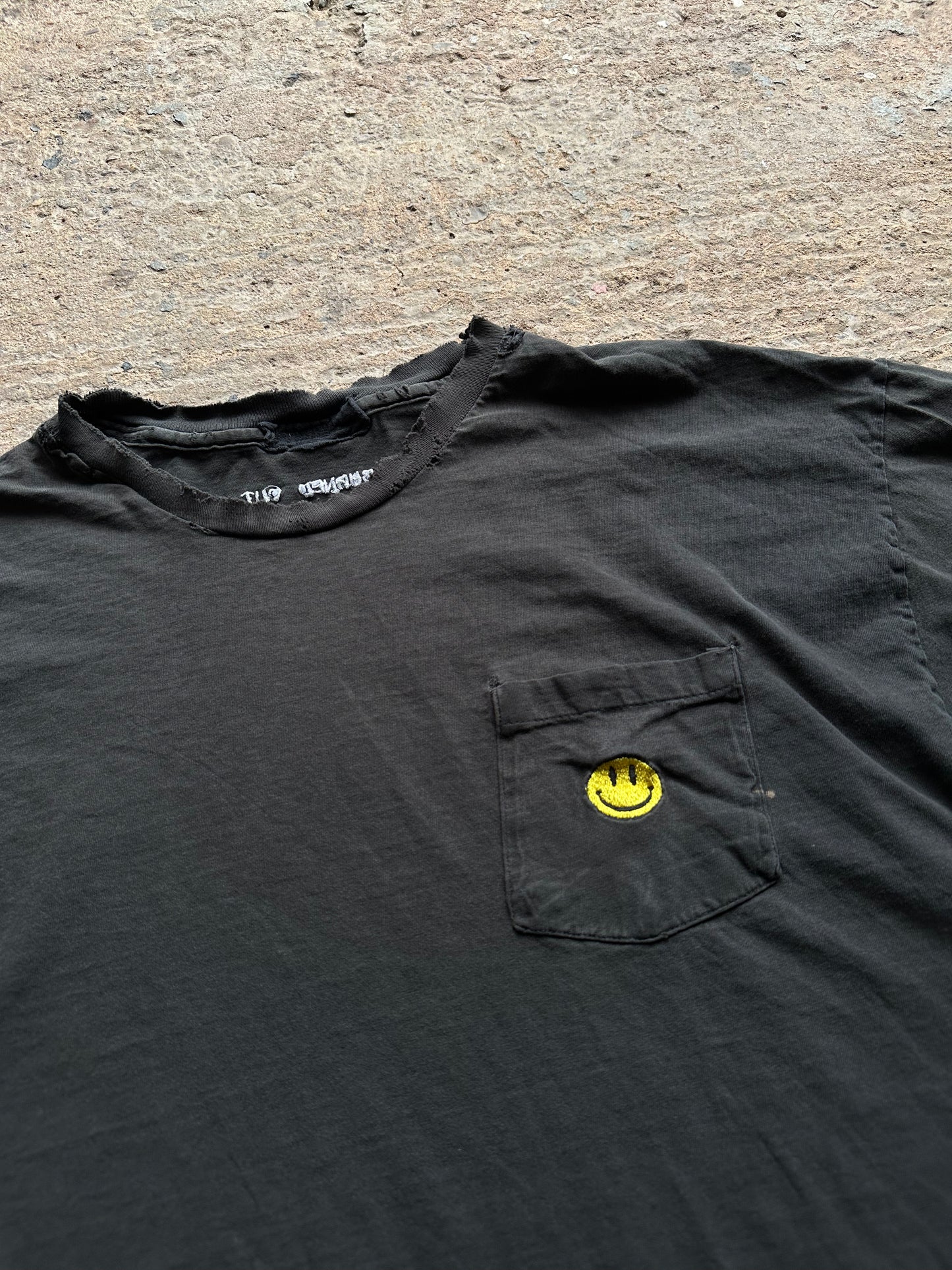 Burned Out Smiley Pocket - 90's - X-Large