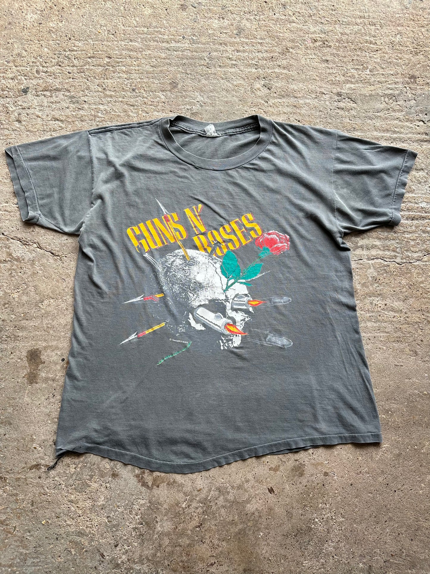 Guns N' Roses - 1988 - Large