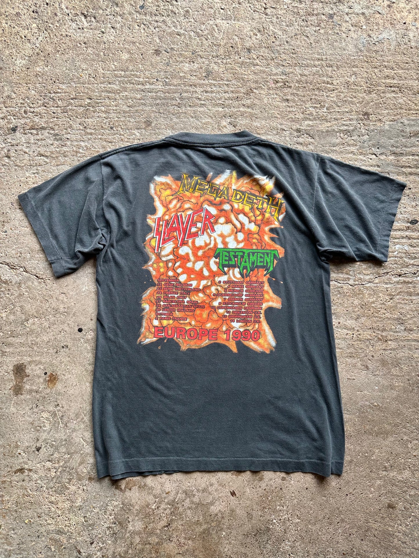 Clash Of The Titans - 1990 - Medium