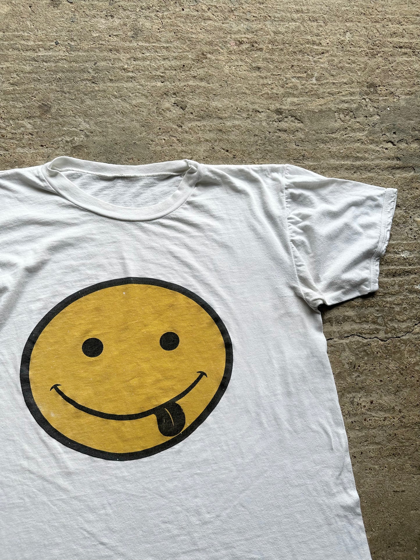 Tongue Smiley - 80's - M/L