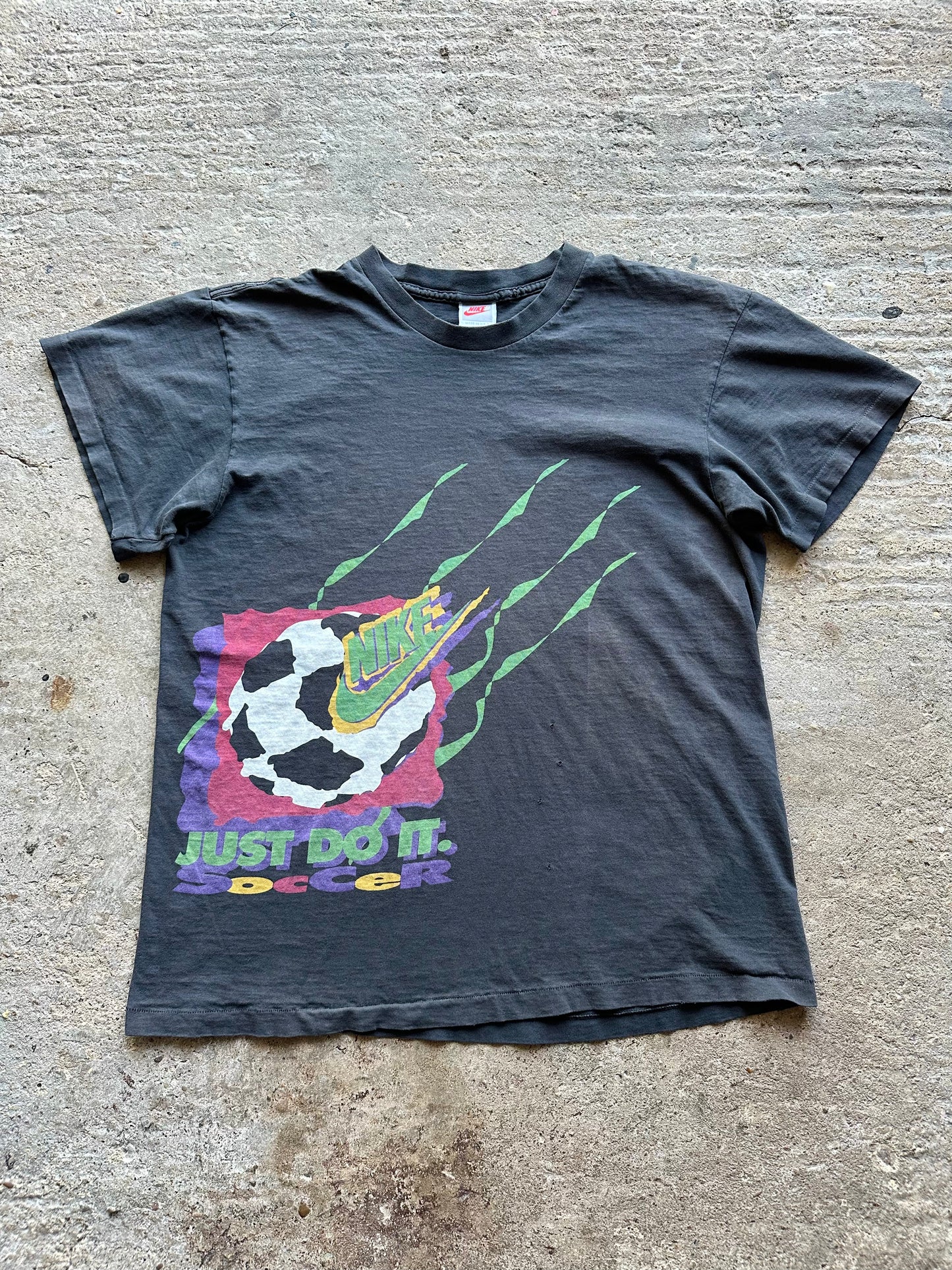 Nike - Soccer - 90's - L